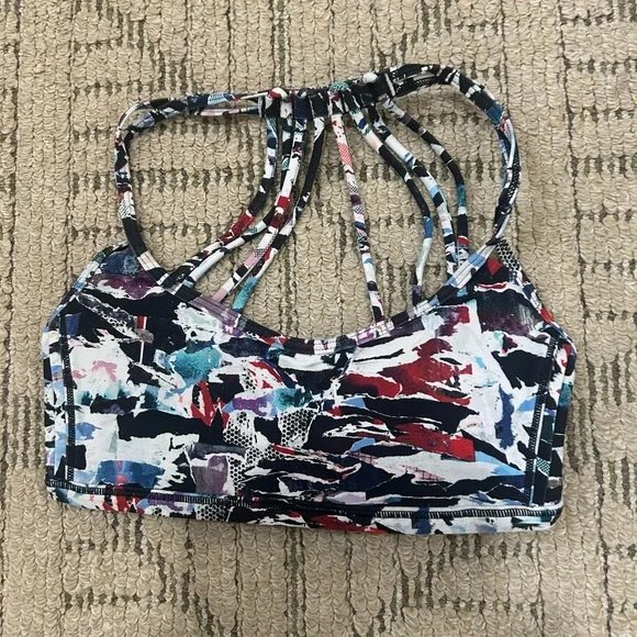 Lululemon sport padded bra size 2 - Picture 2 of 5